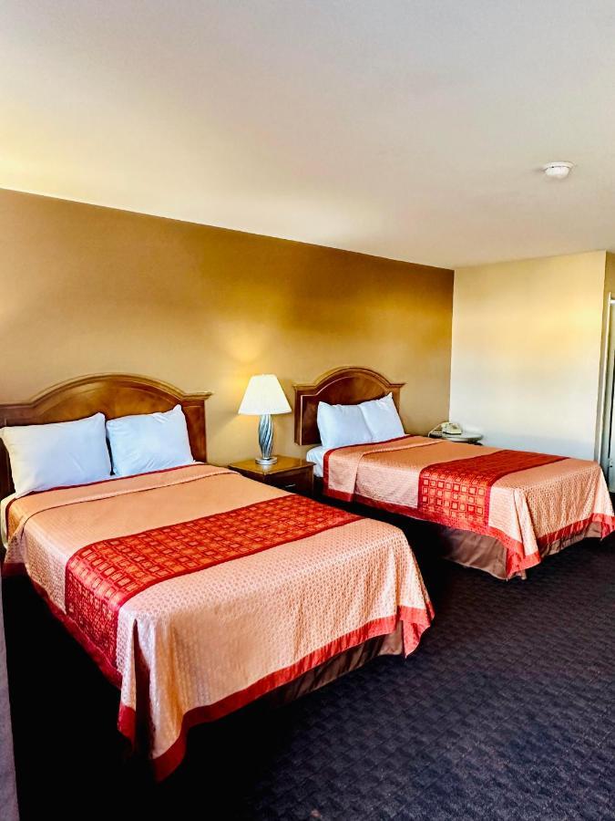 Franciscan Inn Motel Виста Екстериор снимка